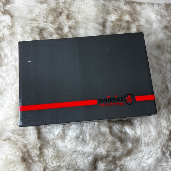 NIB Swissies Soft Technology Blue & White Flip Flops, sz. 9.5 - Picture 10 of 10